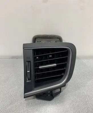 Honda CR-V Dashboard side air vent grill/cover trim 77620TMET2