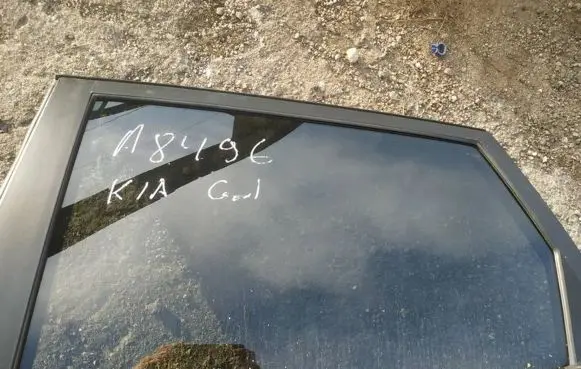 KIA Ceed Rear door window glass