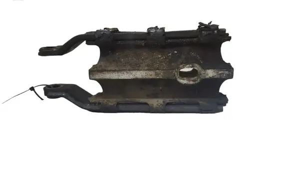 Volvo V60 Engine mount bracket 8G9N6P082BA 31262935