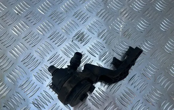 BMW 7 G11 G12 Electric auxiliary coolant/water pump 9372723