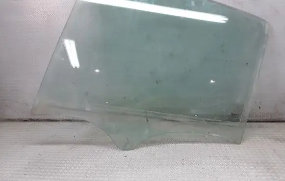 Renault Laguna II Rear door window glass
