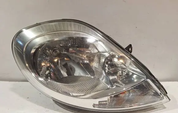 Renault Trafic II (X83) Headlight/headlamp 8200701356