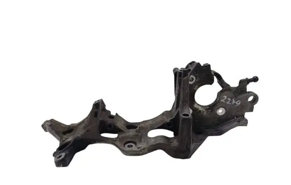 Skoda Octavia Mk3 (5E) Generator/alternator bracket 04L903143D