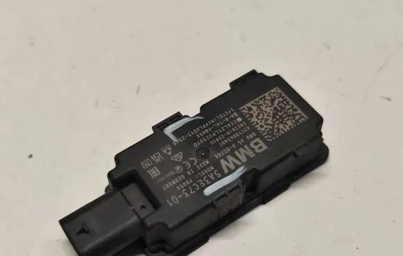 BMW iX Aerial antenna amplifier 5A3EC73 A3C10043600 AGD80788
