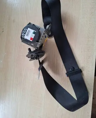 Mini Cooper Countryman R60 Front seatbelt 622177700B