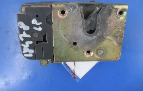 Citroen Berlingo Front door lock