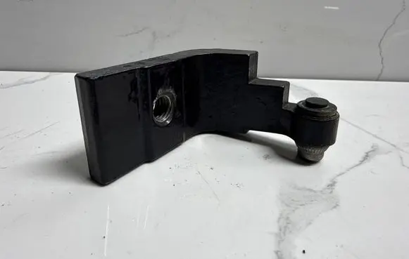 BMW 5 GT F07 Rear door lower hinge A046574