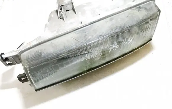 Toyota Corolla E90 Headlight/headlamp