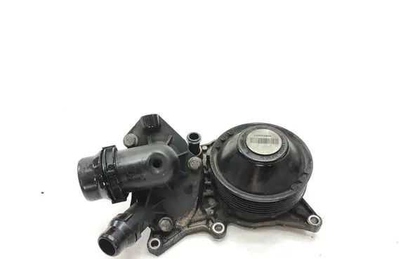 BMW 3 F30 F35 F31 Water pump 