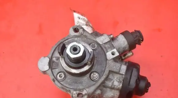 Fuel injection high pressure pump