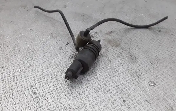 Audi A4 S4 B6 8E 8H Windscreen/windshield washer pump