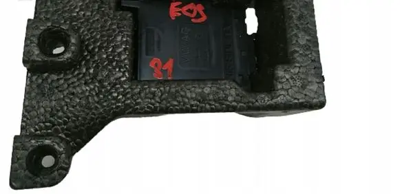 Volkswagen Eos Gateway control module 1Q0951172A
