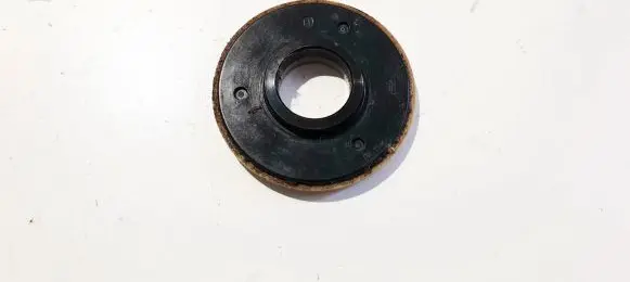 Hyundai i20 (PB PBT) Coil spring mount 