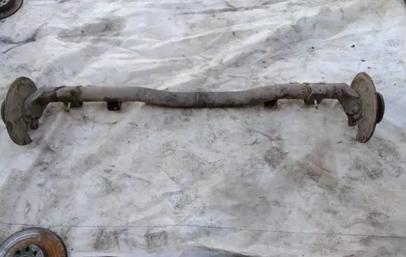 Volkswagen Caddy Rear axle beam
