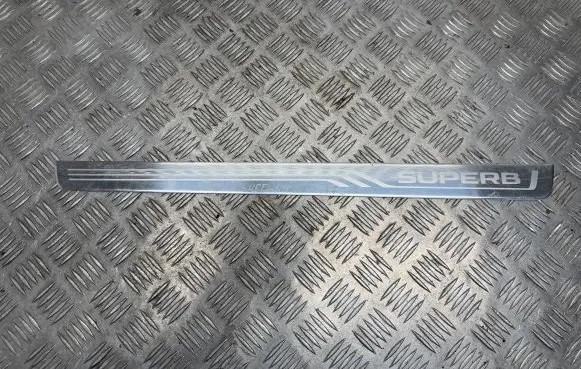 Skoda Superb B8 (3V) Front sill trim cover 3V0853813D