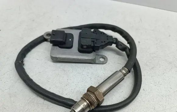 Mercedes-Benz GLC X253 C253 Lambda probe sensor A0009058511 0009058511