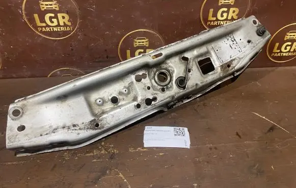 Opel Astra H Top upper radiator support slam panel 13158750