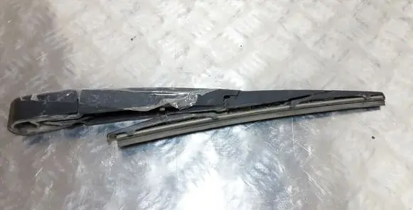 KIA Sportage Rear wiper blade arm