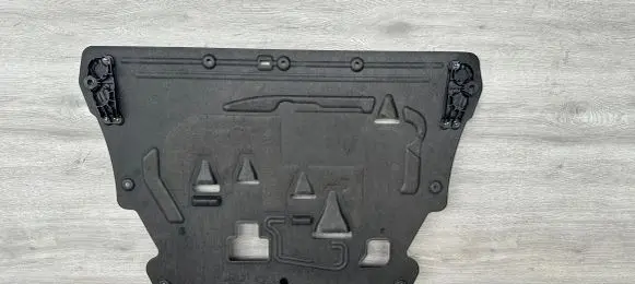 Volvo S90, V90 Engine splash shield/under tray 32226491