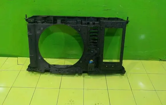 Peugeot 5008 Radiator support slam panel 9652918980