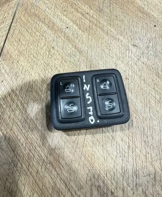 Mercedes-Benz GL X164 Seat control switch 389989 M8137