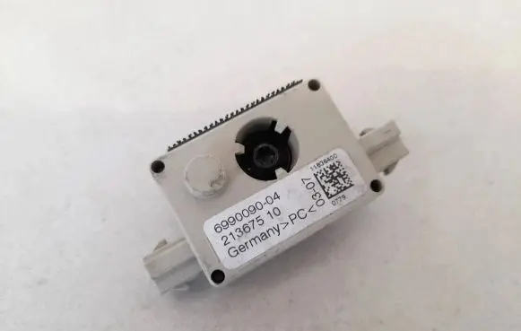 BMW 3 E90 E91 Antenna control unit 699009004 6990090-04