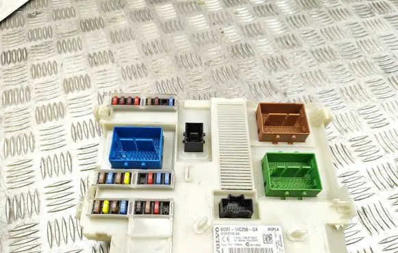 Volvo S60 Fuse module 31314116AA BG9T14C256GA 3659AF01125TP