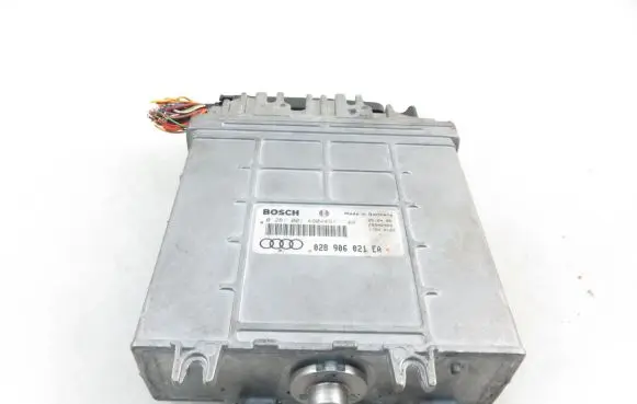 Audi A4 S4 B5 8D Engine control unit/module 028906021ea 0281001490