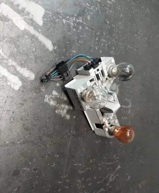 BMW 3 E46 Tail light bulb cover holder 6900471