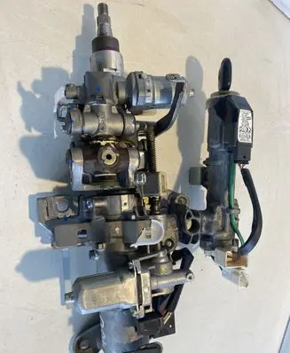 Steering wheel axle set