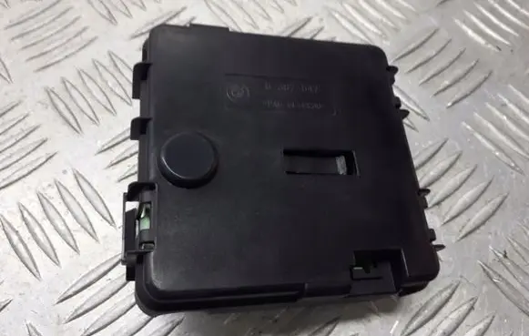 BMW X3 E83 Battery control module 8387547