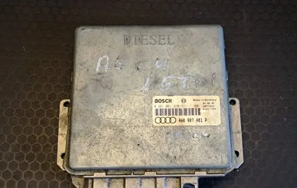 Audi A6 S6 C4 4A Engine control unit/module 4A0907401P 0281001320