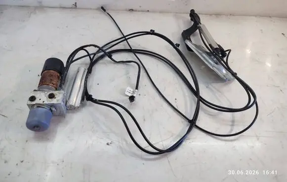 Mercedes-Benz ML W164 Tailgate hydraulic set A1648002848