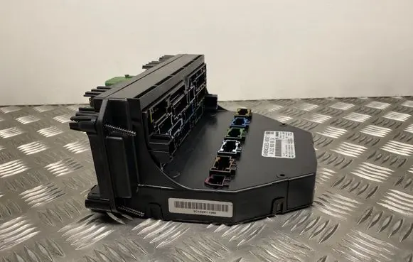 Mercedes-Benz C W204 SAM control unit A2129006624