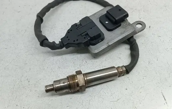 Mercedes-Benz GLC X253 C253 Lambda probe sensor A0009050008 0009050008 A2C1261020024