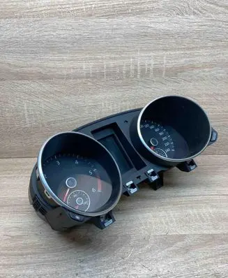 Volkswagen Golf VI Speedometer (instrument cluster) 5K0920870E A2C53345492
