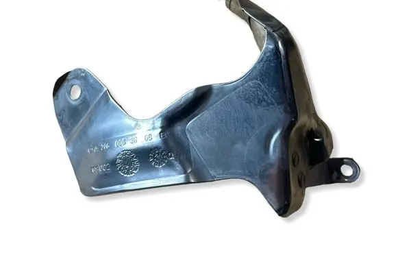 Mercedes-Benz CLS C257 Heat shield in engine bay ZGS002 A2760963668