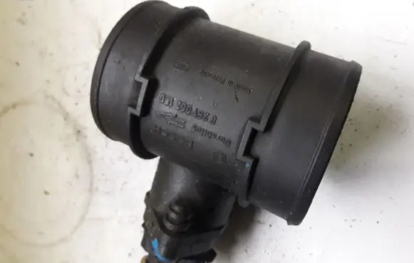 Opel Zafira A Mass air flow meter 0281002180