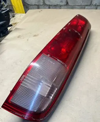 Nissan X-Trail T30 Rear/tail lights