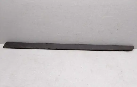 Volvo V70 Front door trim (molding) 9484226