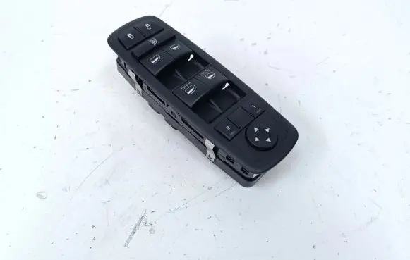 Jeep Cherokee Electric window control switch 68271206AA 10123670