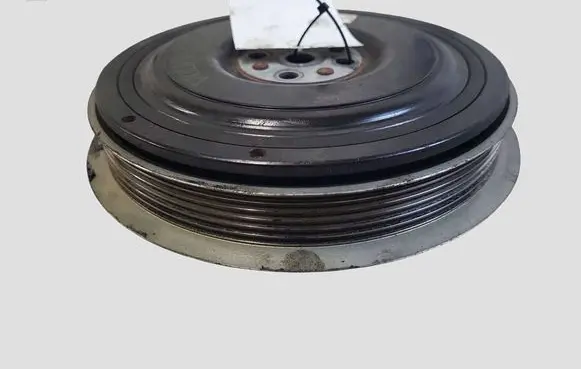 Volvo V40 Crankshaft pulley 31401194 S150204