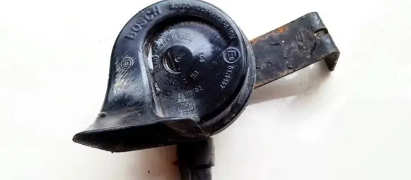 Chrysler Voyager Horn signal E9011157