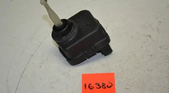 Audi A4 S4 B5 8D Headlight level adjustment motor 0307852315 4D0941295