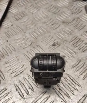 Volkswagen PASSAT B5 Headlight level height control switch 3b0941333c