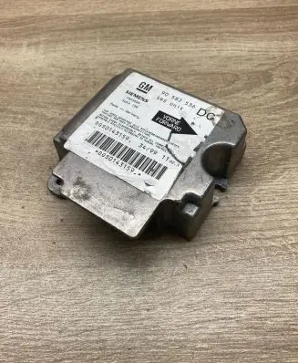 Opel Zafira A Airbag control unit/module 90582536 5WK4190