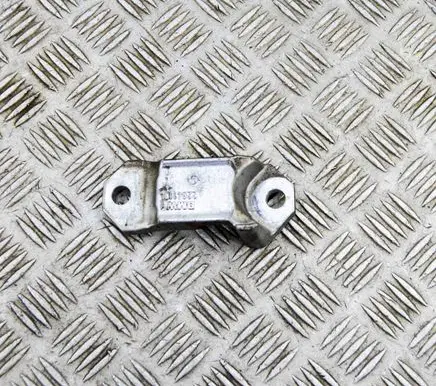 BMW 6 F12 F13 Sway bar bush bracket, front 2284110