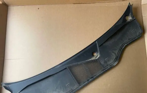 Audi e-tron Wiper trim 4KL819403