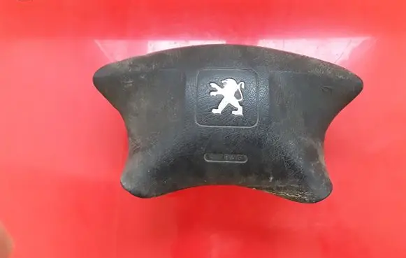 Peugeot Partner Steering wheel airbag 96639597XT01 CA351450XT 5637818C