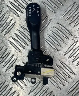 Toyota Corolla E120 E130 Cruise control stalk 18A174